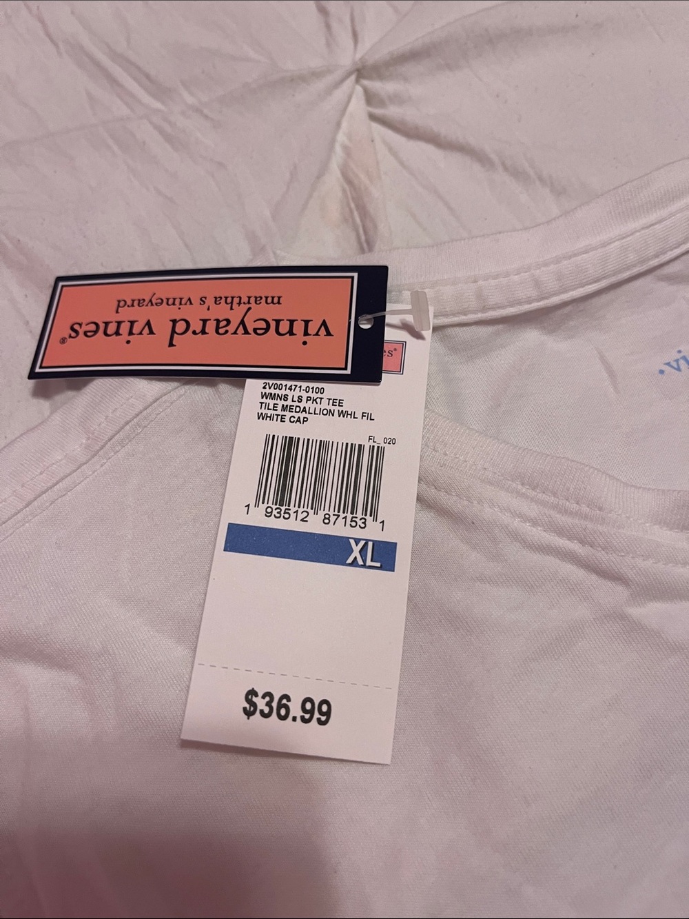 Vineyard Vines White Long Sleeve Pocket Tee with blue Whale - Picture 4 of 6